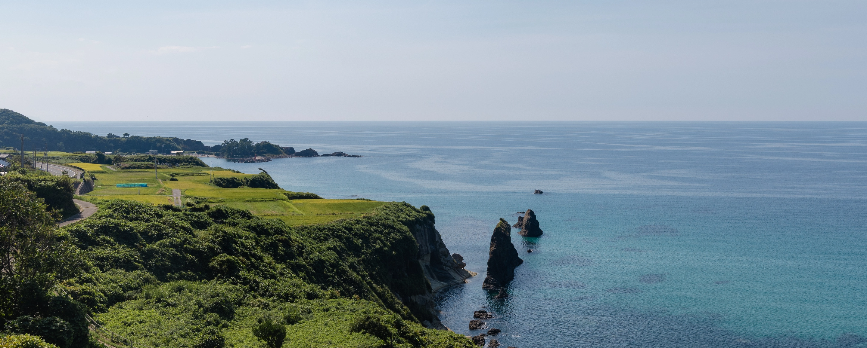 与謝野町岩滝の海岸風景